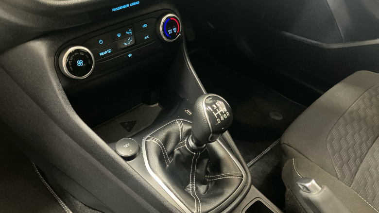 Ford Fiesta 1.0 EcoBoost Titanium 5dr Petrol Hatchback